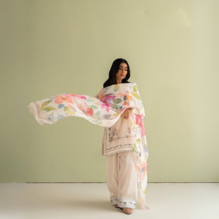 Elegant Printed Lawn Suit with Chiffon Dupatta – Unstitched